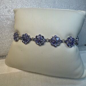 10KT White Gold Tanzanite Flower Bracelet 24 carat